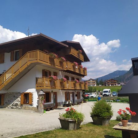Residence Marmolada 罗卡皮耶托雷 外观 照片